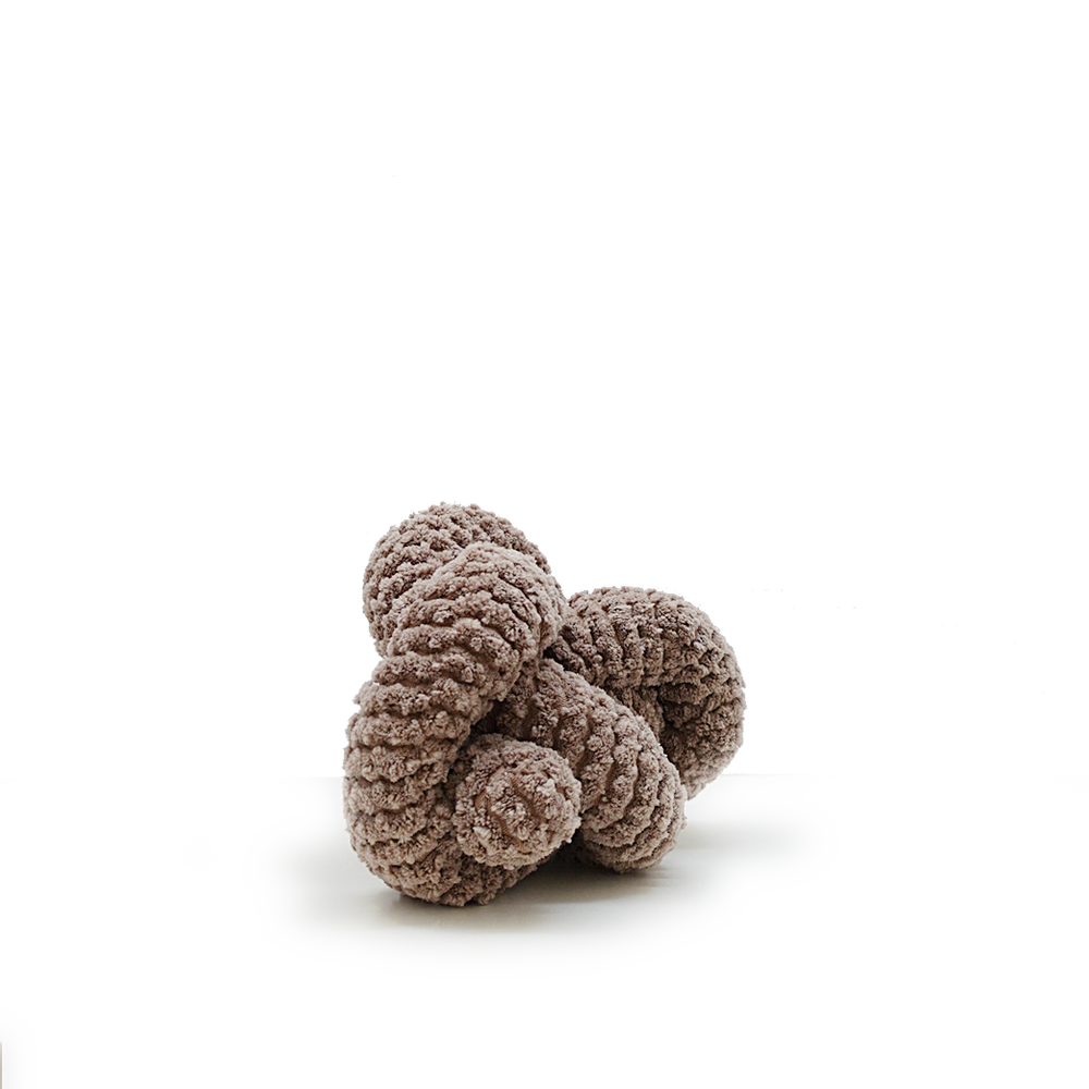 LAMBWOLF l NOU (Squeaky + Corduroy)